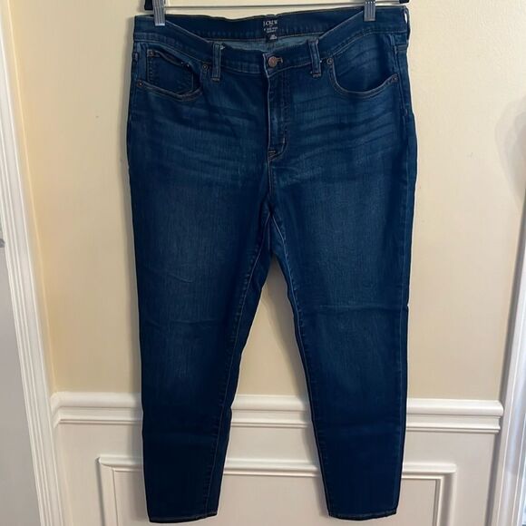 J. Crew 8” Mid-Rise Skinny Jean - Picture 1 of 7